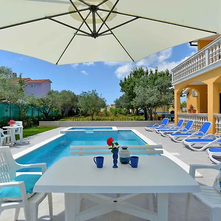 With Pool In Vodnjan-vodnjan Villa *