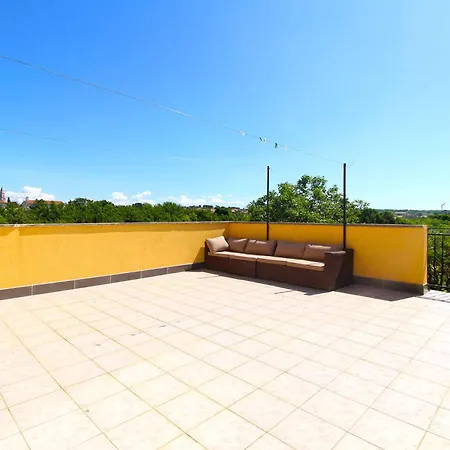 With Pool In Vodnjan-vodnjan * Vodnjan