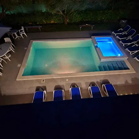 Villa With Pool In Vodnjan-vodnjan